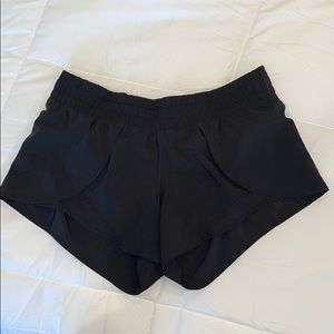 Black Lulu Lemon shorts